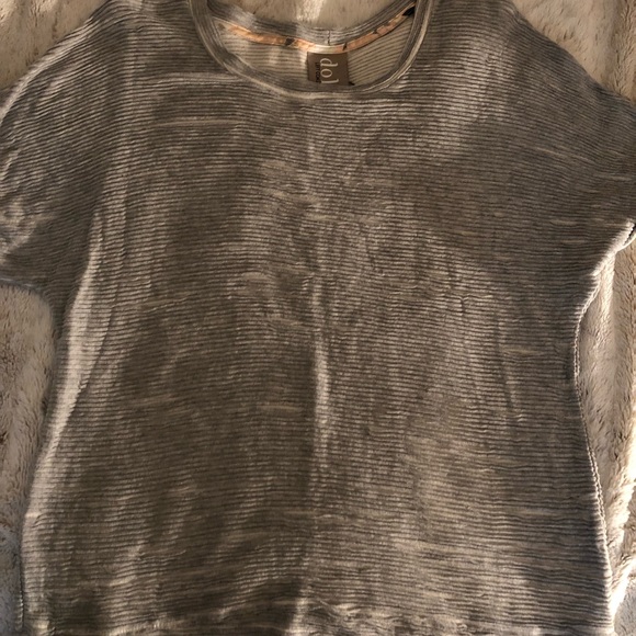 T-SHIRT - Picture 2 of 7